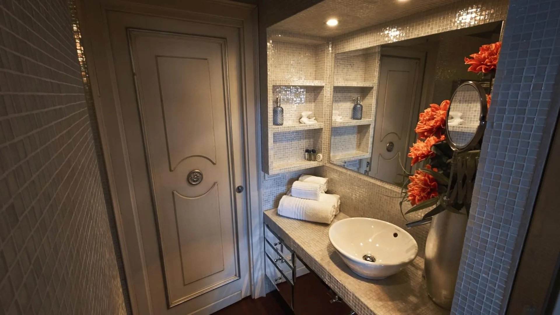 Opera Luxury Apartment Verona Italien