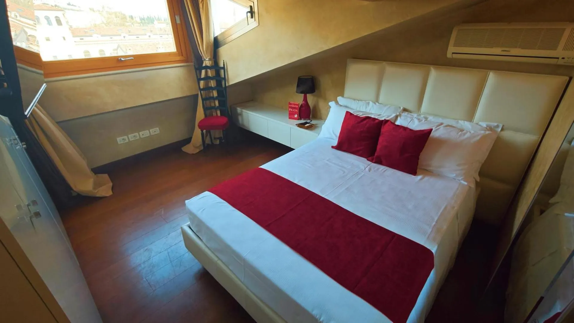 Opera Luxury Apartment Verona