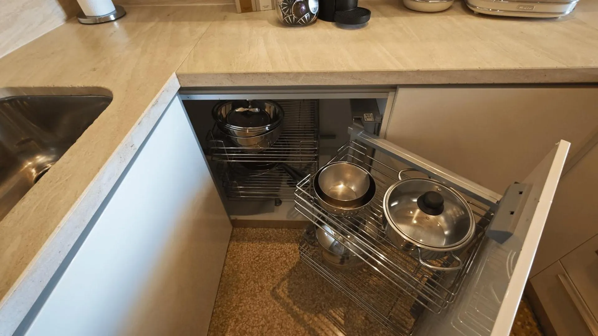 Opera Luxury Apartment Verona 0*,  Italien